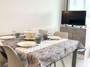 Charmant T2 climatisé rénové, proche plage et commerces à Argelès-sur-Mer, avec balcon et parking privé - FR-1-732-68